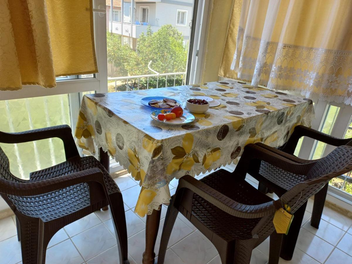 Adventurous Local Hostel Фетхіє Екстер'єр фото