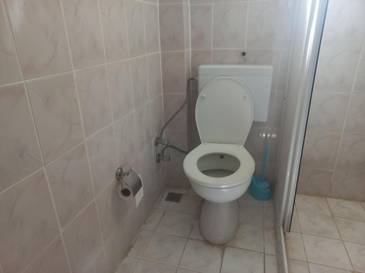 Adventurous Local Hostel Фетхіє Екстер'єр фото
