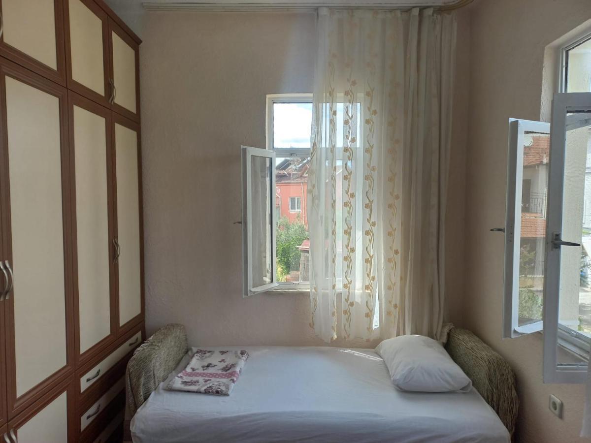 Adventurous Local Hostel Фетхіє Екстер'єр фото