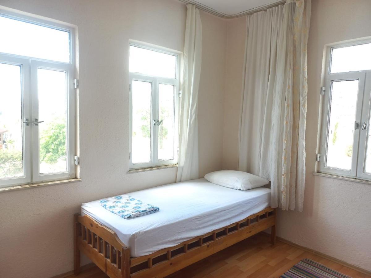 Adventurous Local Hostel Фетхіє Екстер'єр фото