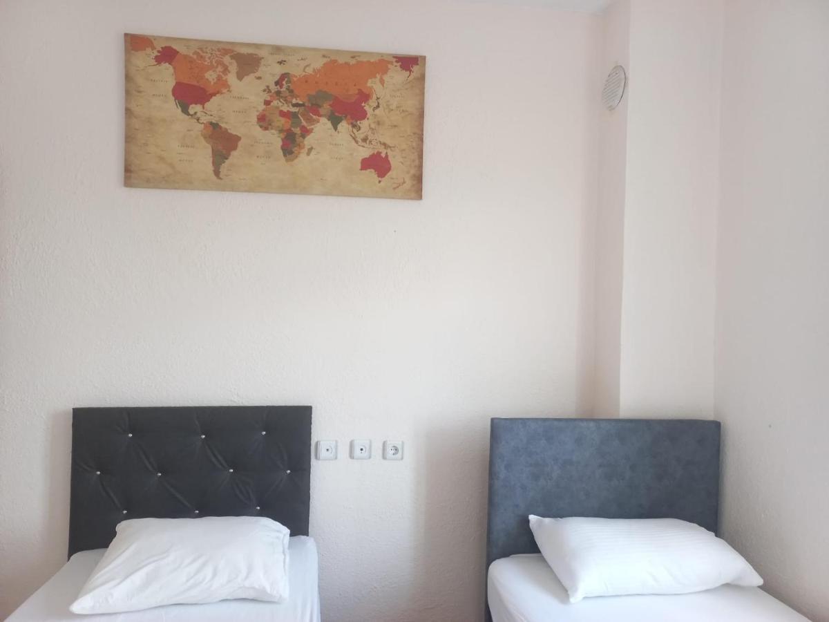 Adventurous Local Hostel Фетхіє Екстер'єр фото