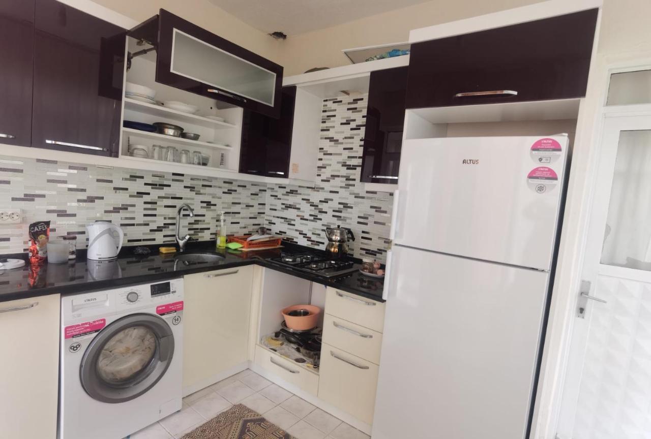 Adventurous Local Hostel Фетхіє Екстер'єр фото