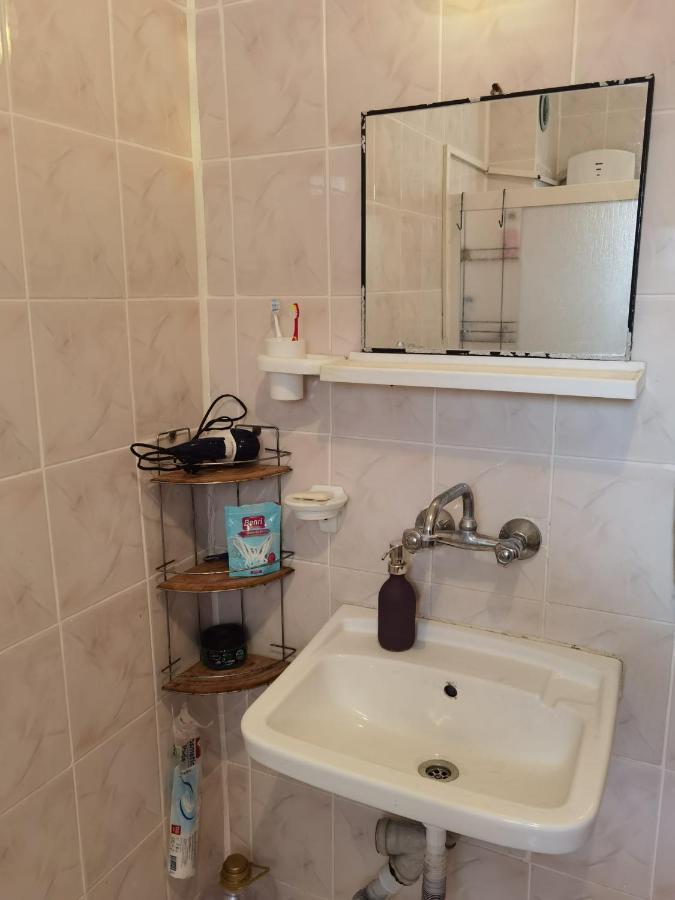 Adventurous Local Hostel Фетхіє Екстер'єр фото