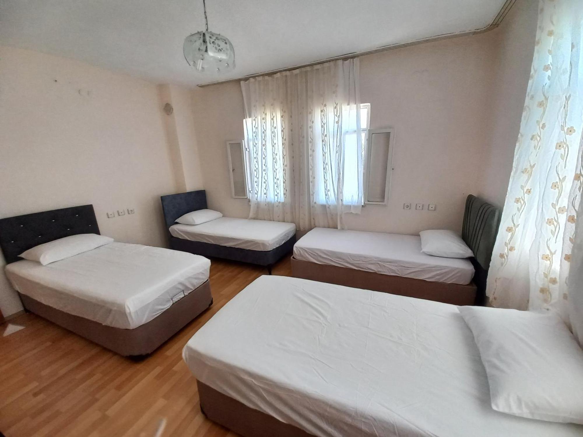 Adventurous Local Hostel Фетхіє Екстер'єр фото